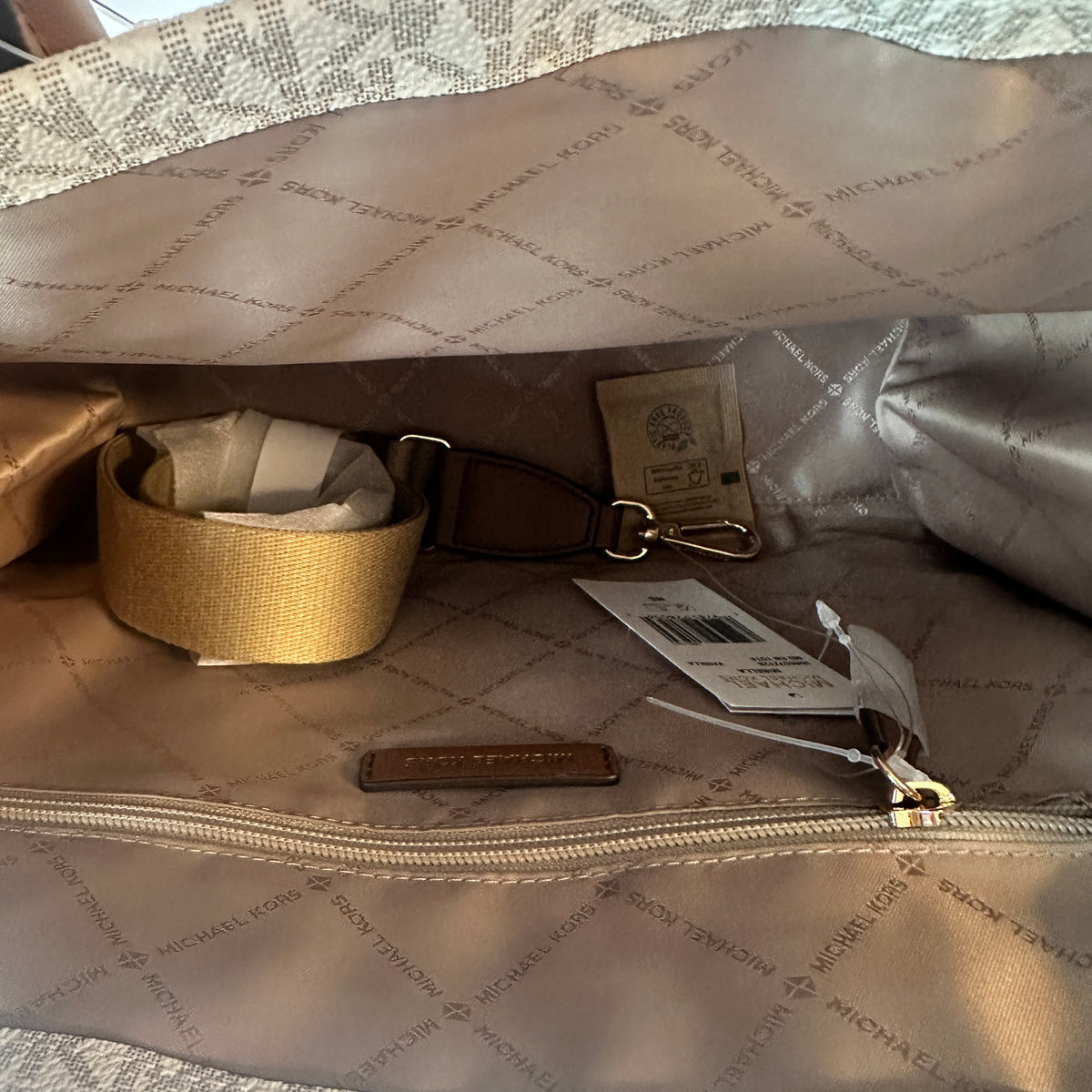 Mirella Medium Monogram Tote - Vanilla/Brown