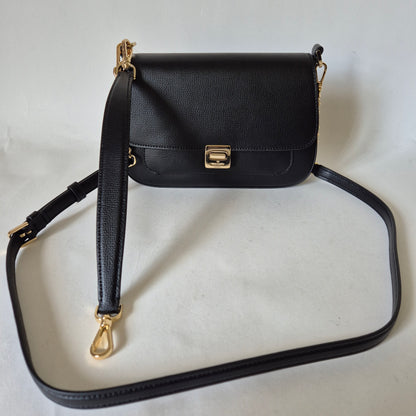 Phoebe Flap Crossbody black