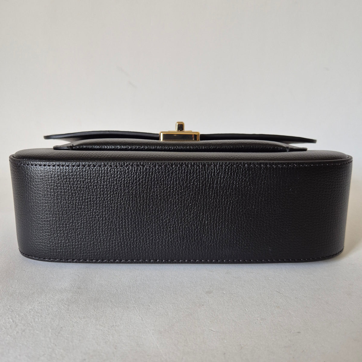 Phoebe Flap Crossbody black