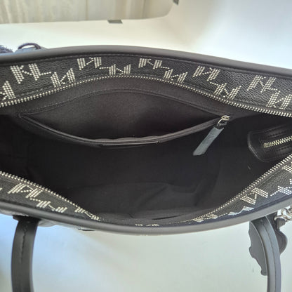 Tote Ikonik Mono black