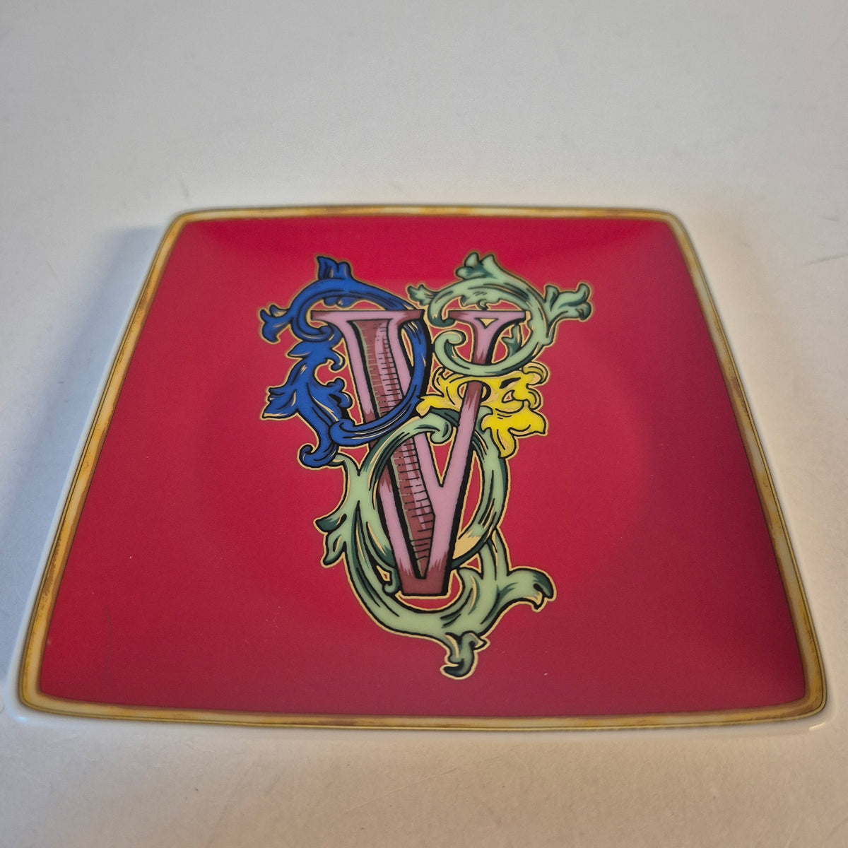 Holiday Alphabet Bowl - V, 12 cm