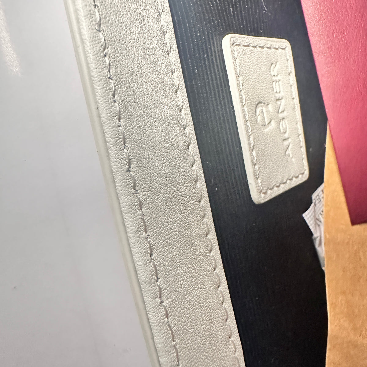 Camilla Crossbody Bag - White/Gold