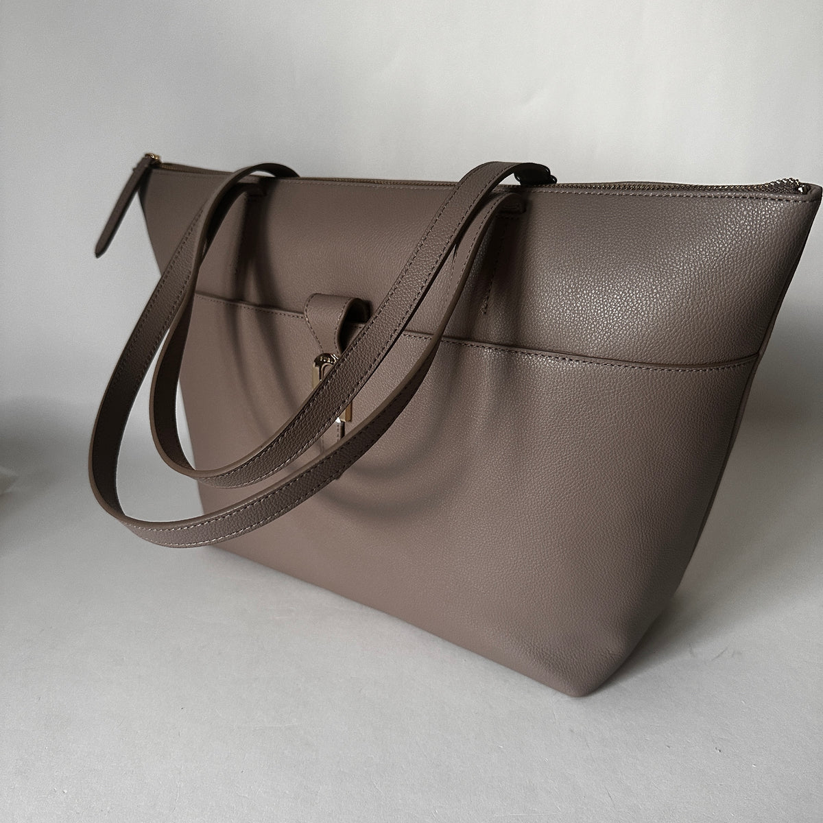 Mia Sofia Large Tote - Stucco