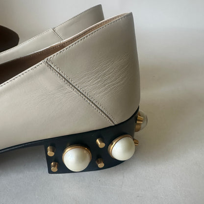 Pearl-Embellished Block Heel Pumps - Creme - EU 40