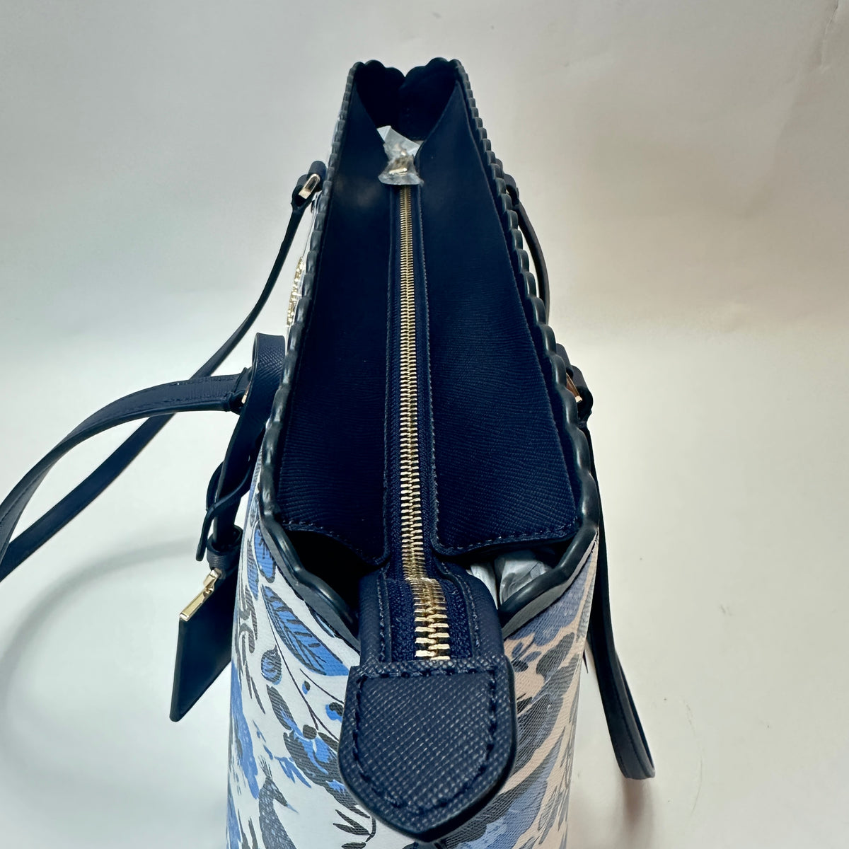 Perfect Large Tote white blue peacock