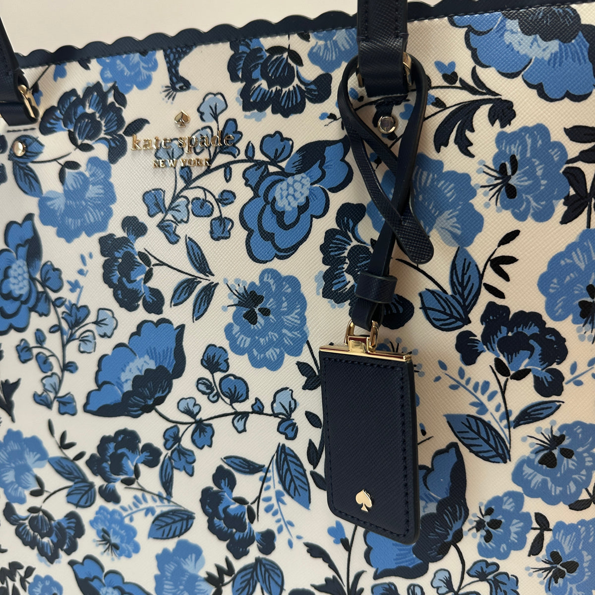 Perfect Large Tote white blue peacock