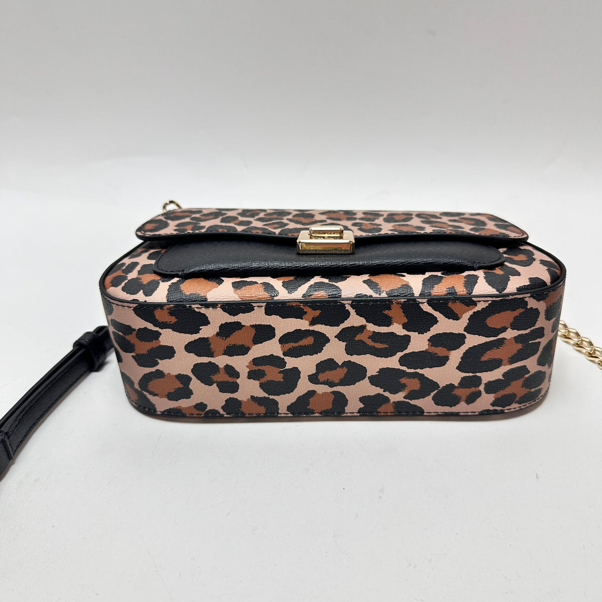 Phoebe Flap Crossbody spotted leopard