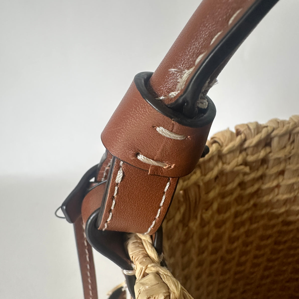 Lucey Bucket Bag - Beige/Brown