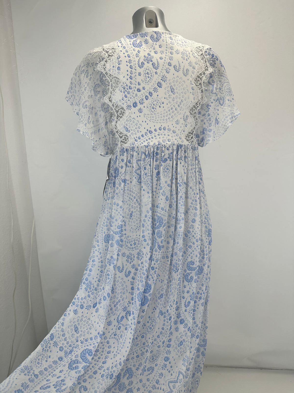 Empire-Waist Lace Dress - White/Blue - XS