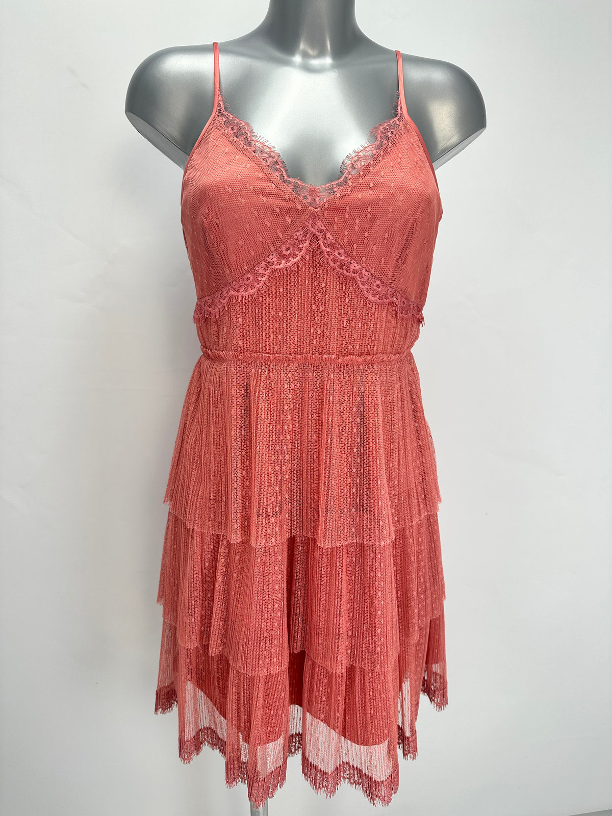Tiered Pleated Dress - Red - XS