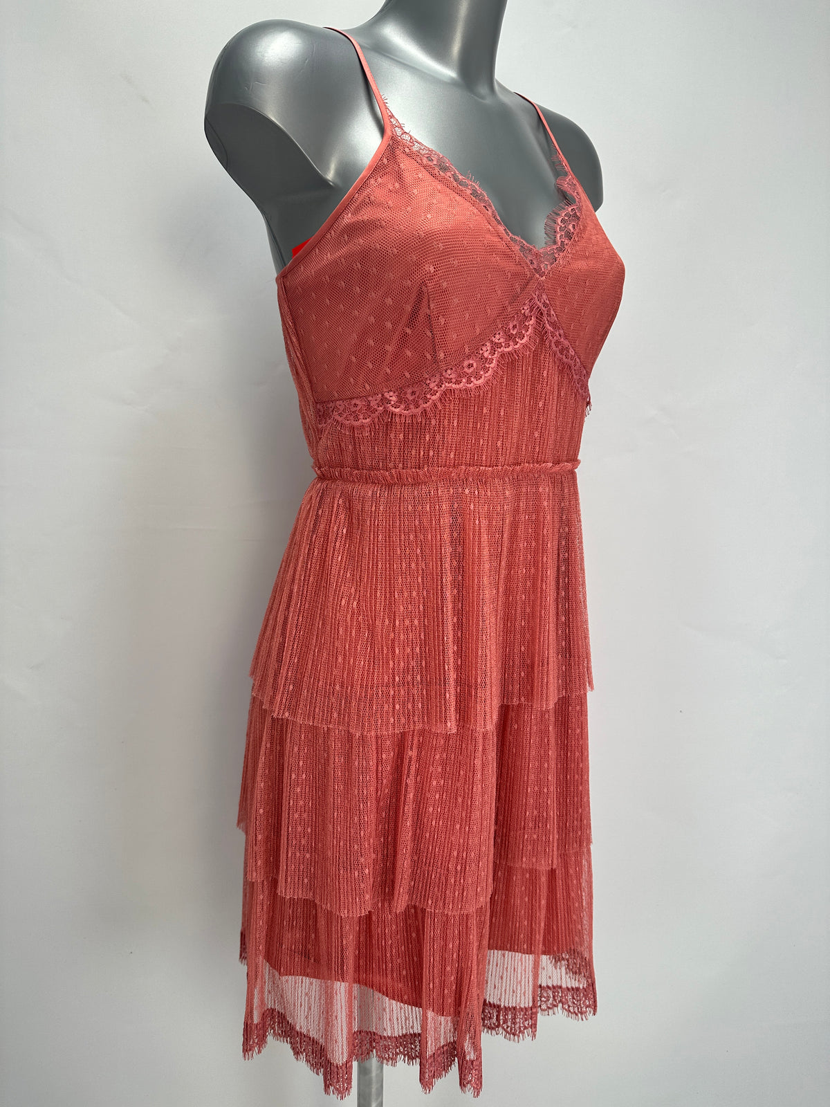 Tiered Pleated Dress - Red - XS