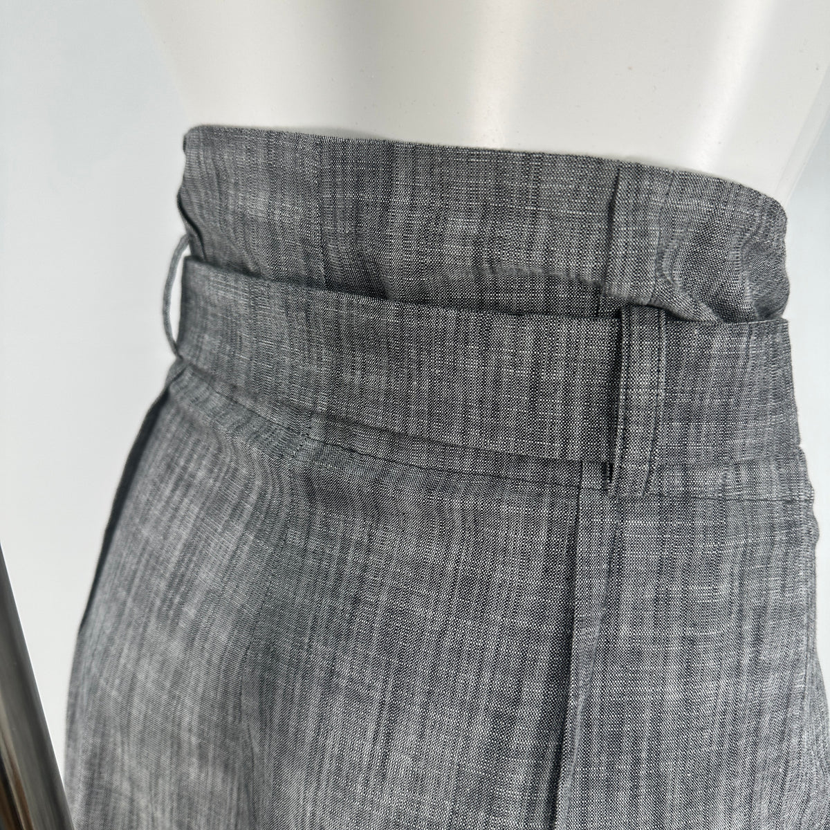 Long Shorts with Belt - Grey - M