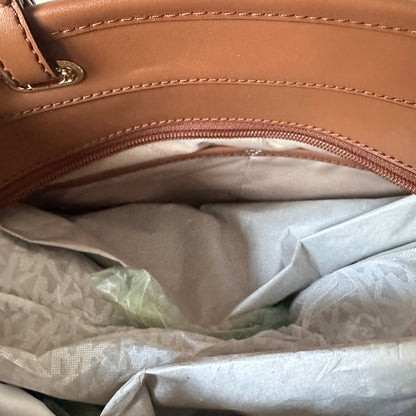 Winston Medium Pocket Tote - Luggage