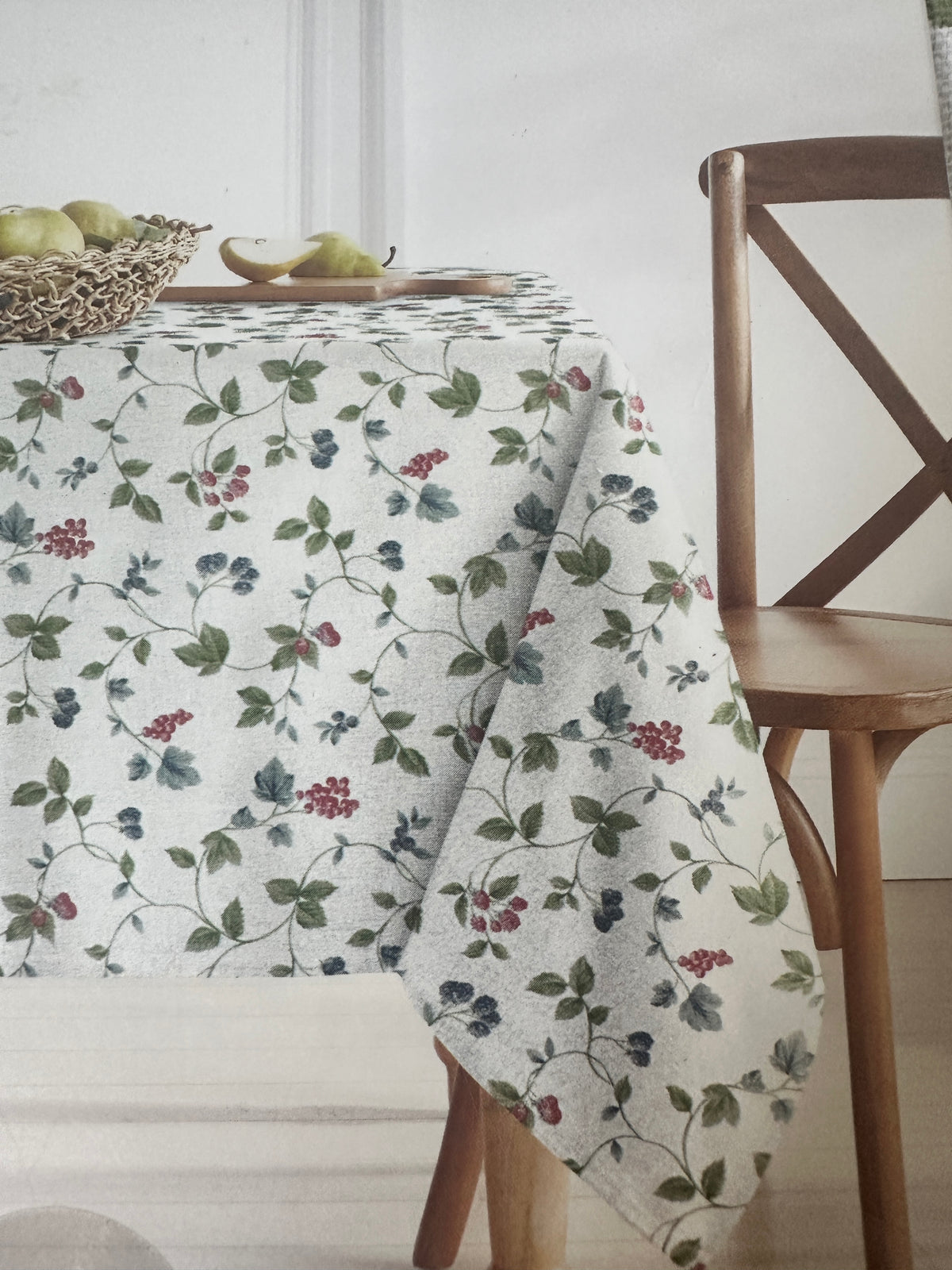 Set 1x Tablecloth + 2x Breton Blue Cups