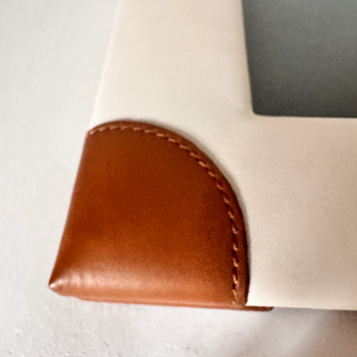 Ryan Picture Frame - Creme Brown 21 x 26