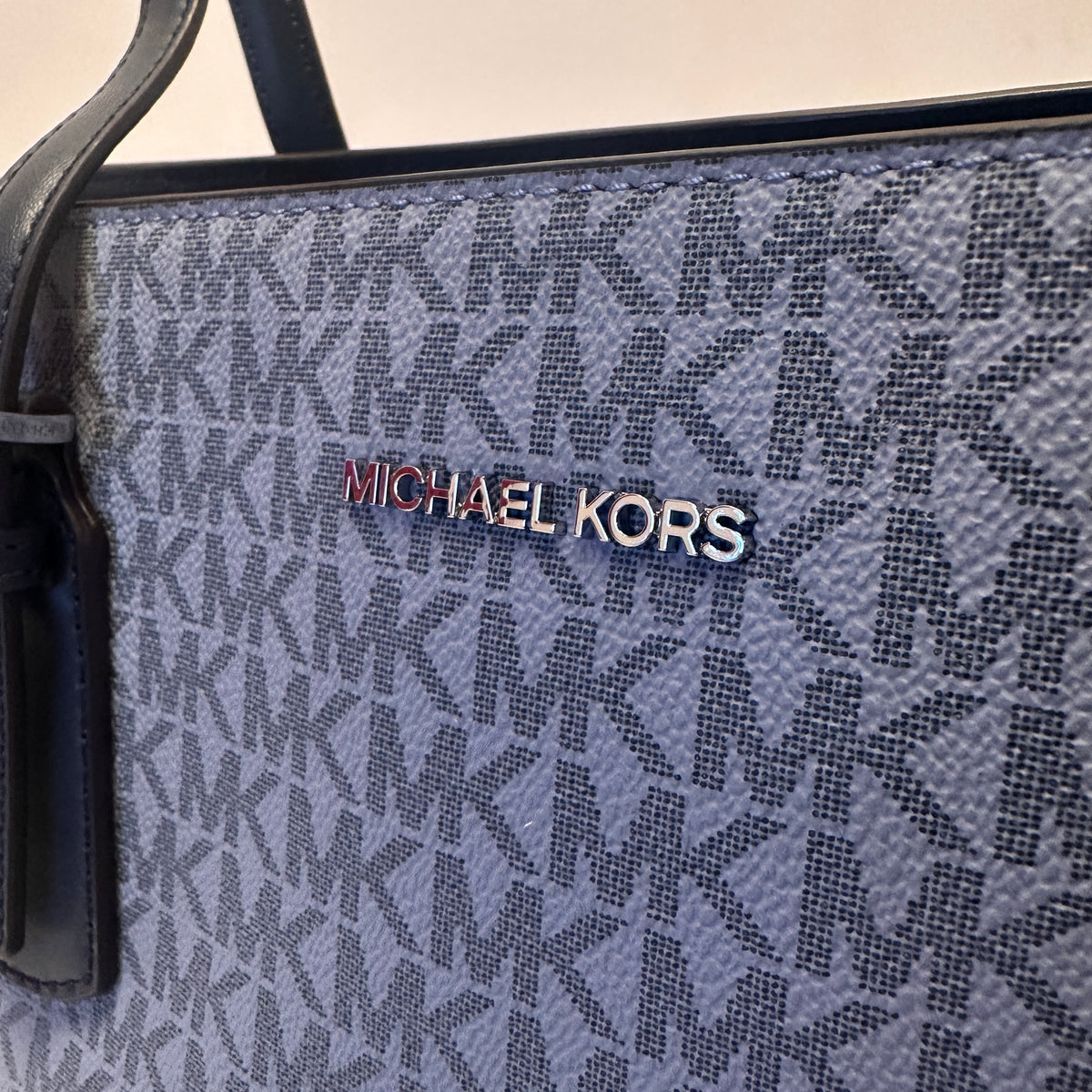 Voyager Large Tote - Admiral Multi
