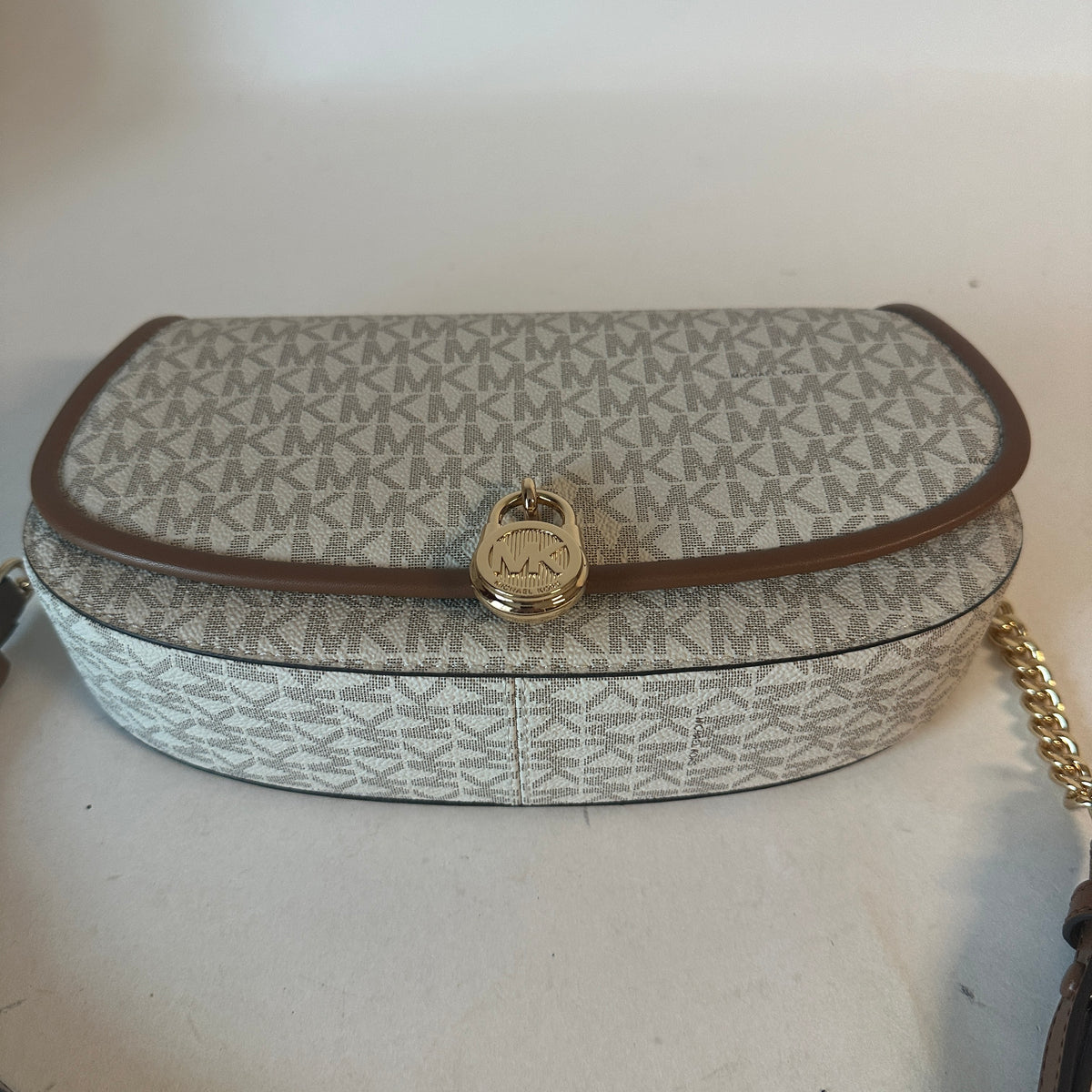Mila Sling Messenger Monogram - Vanilla