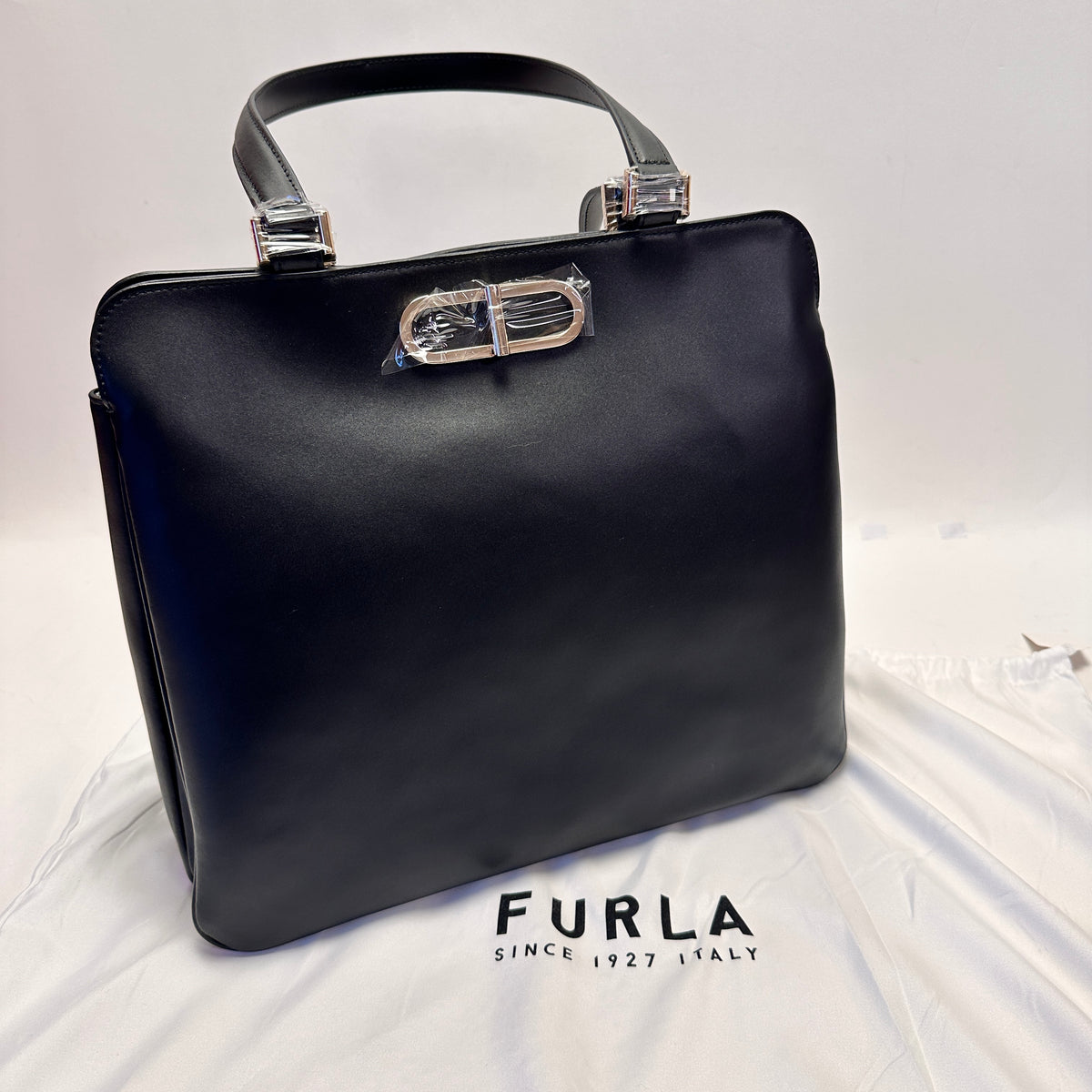 Teija Leather Tote - Black