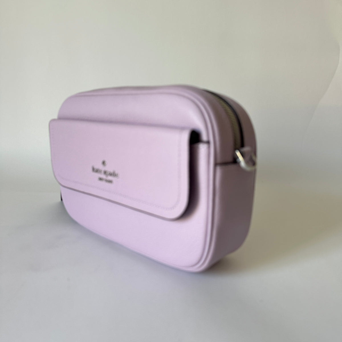 Rosie Flap Camera Bag violet