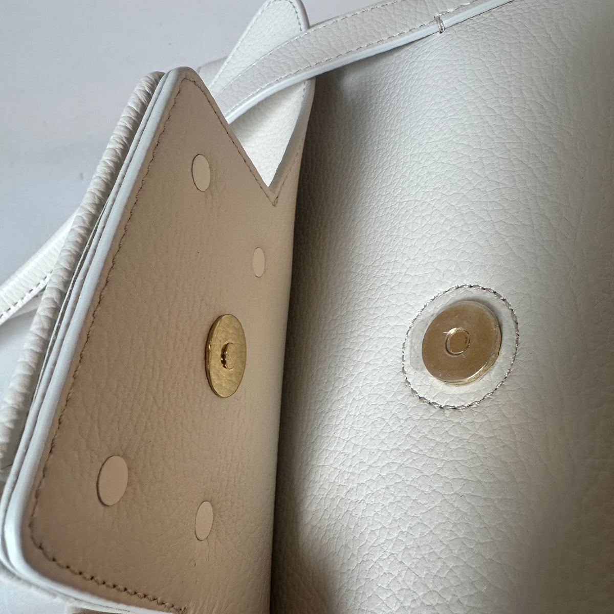H-Bag Shopping Leather Tote - White
