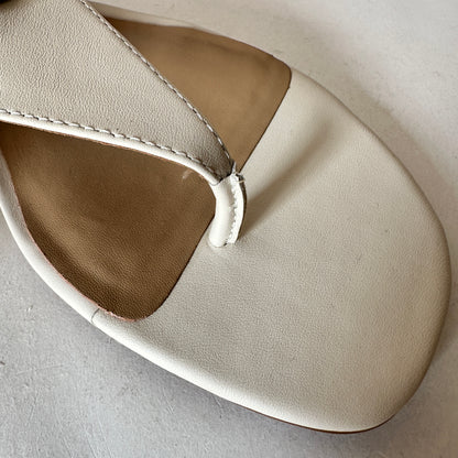 Everley Flip-Flops - White - EU 37