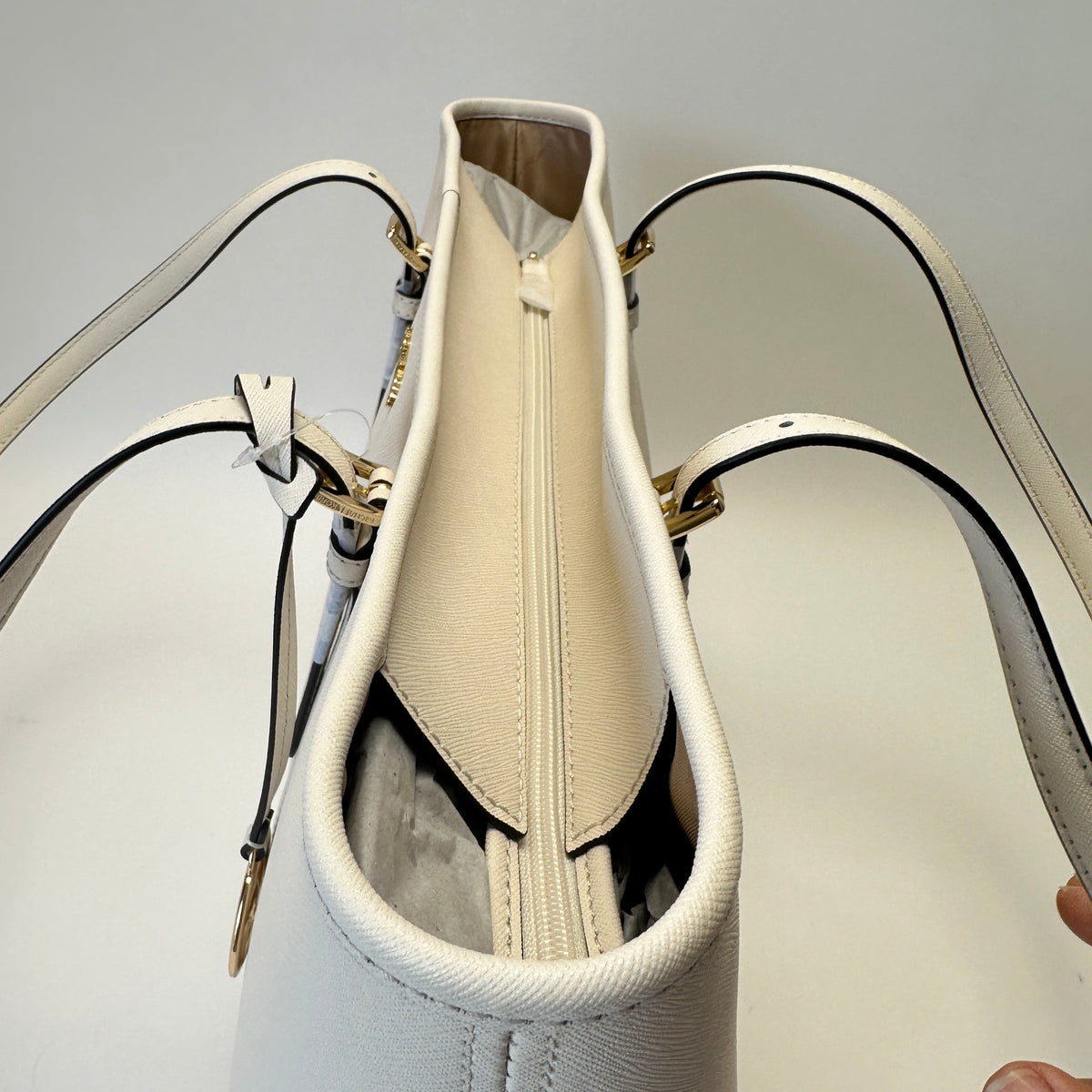Jet Set Travel Large Shoulder Tote - Light Cream
