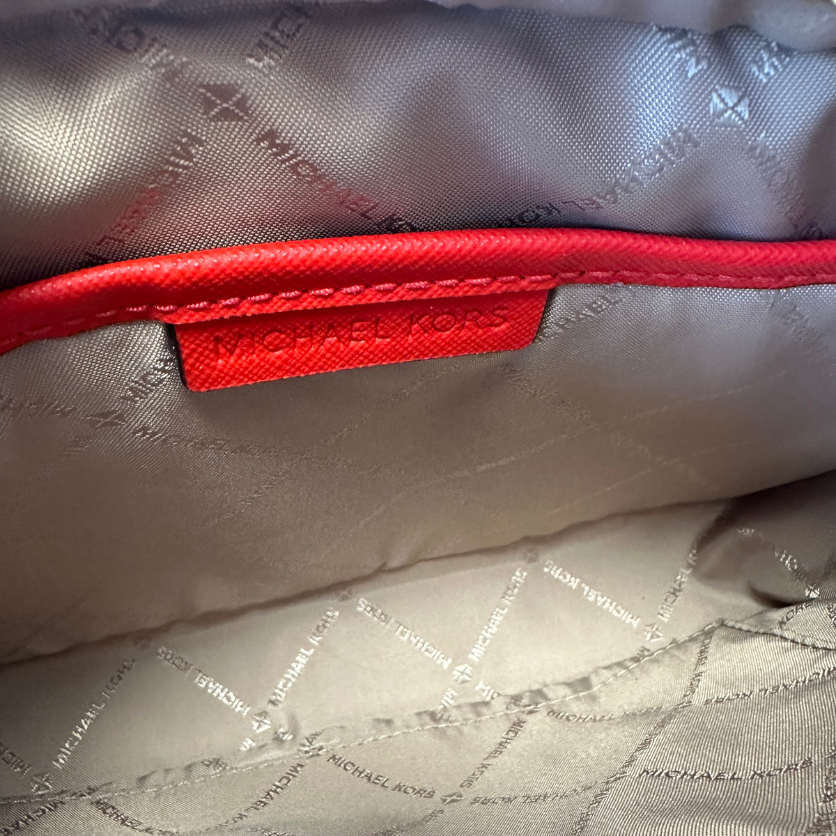 Jet Set Item Large Zip Chain Crossbody - Bright Red