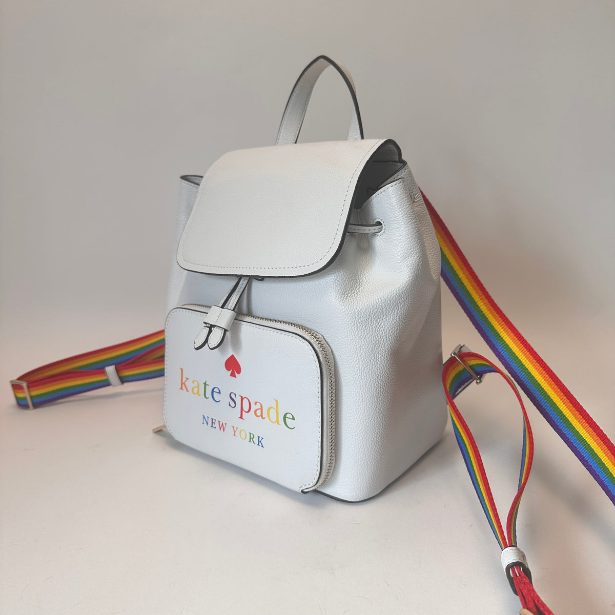 Flap Backpack Pride white dove