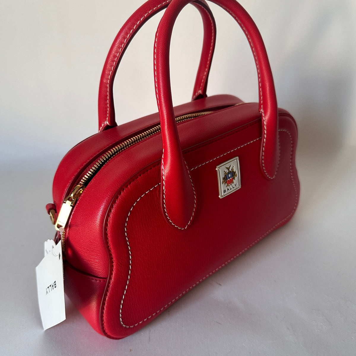 Unda Satchel - Swiss Red