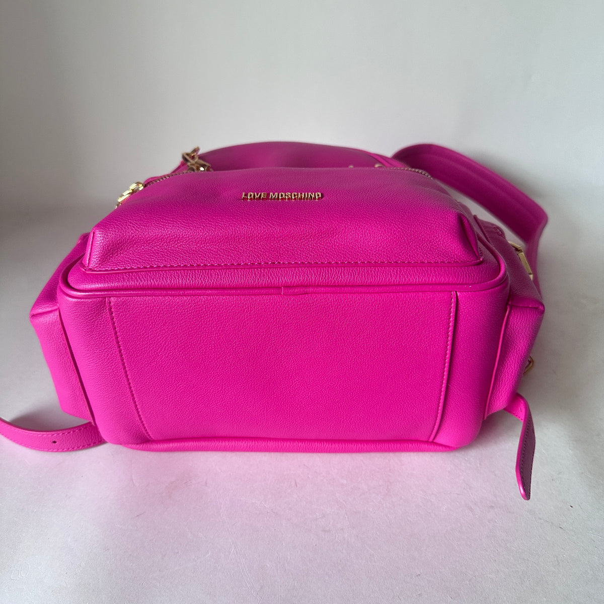 Love Moschino Gold Chain-Detail Backpack - Pink