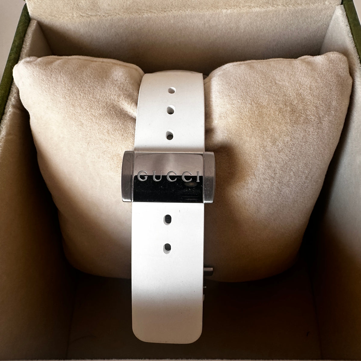 Gucci Dive Watch - White