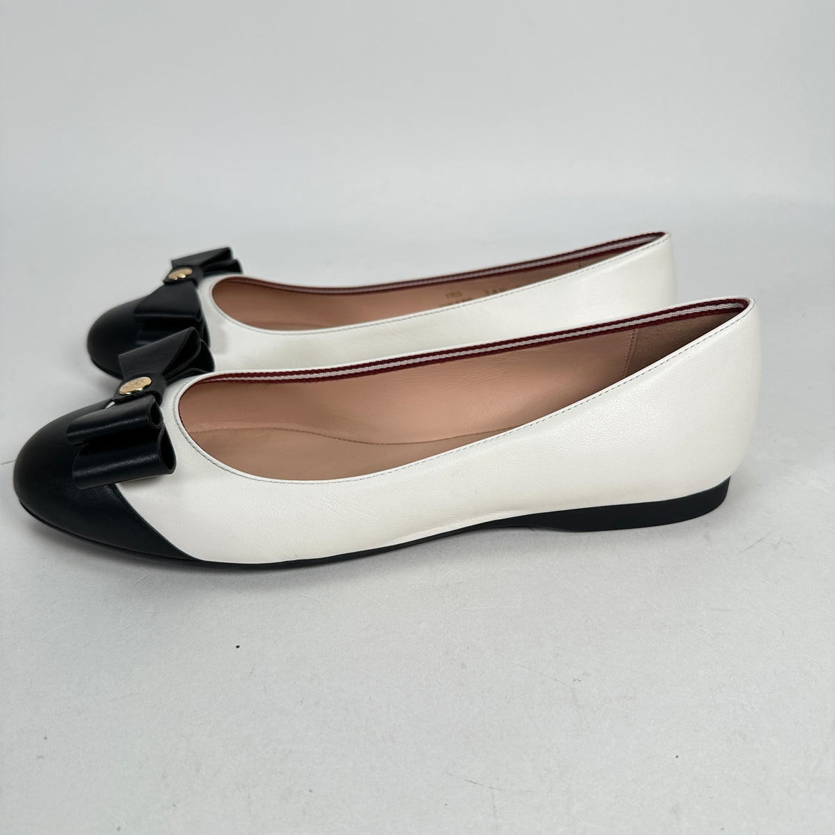 Yris Ballerinas - White/Black - EU 37.5