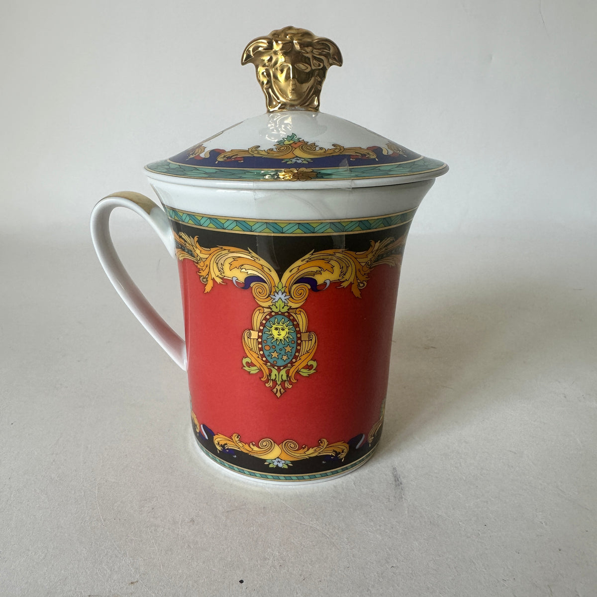 Le Roi Soleil - Lidded Cup
