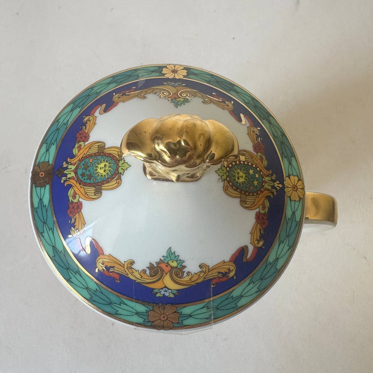 Le Roi Soleil - Lidded Cup