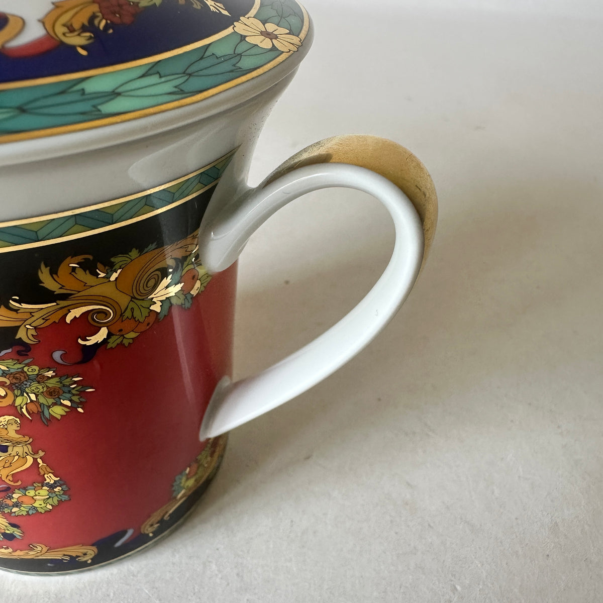 Le Roi Soleil - Lidded Cup