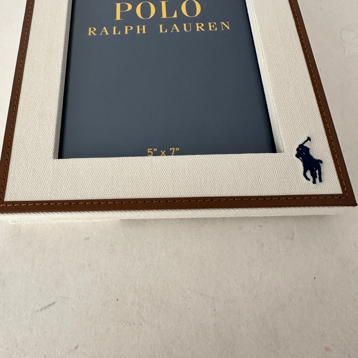 Polo Icon Picture Frame - Cream - 17 x 22 cm