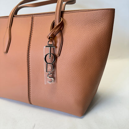 ANQ Shopping Zip Media - Brandy