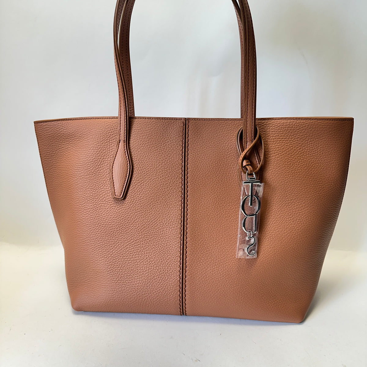 ANQ Shopping Zip Media - Brandy