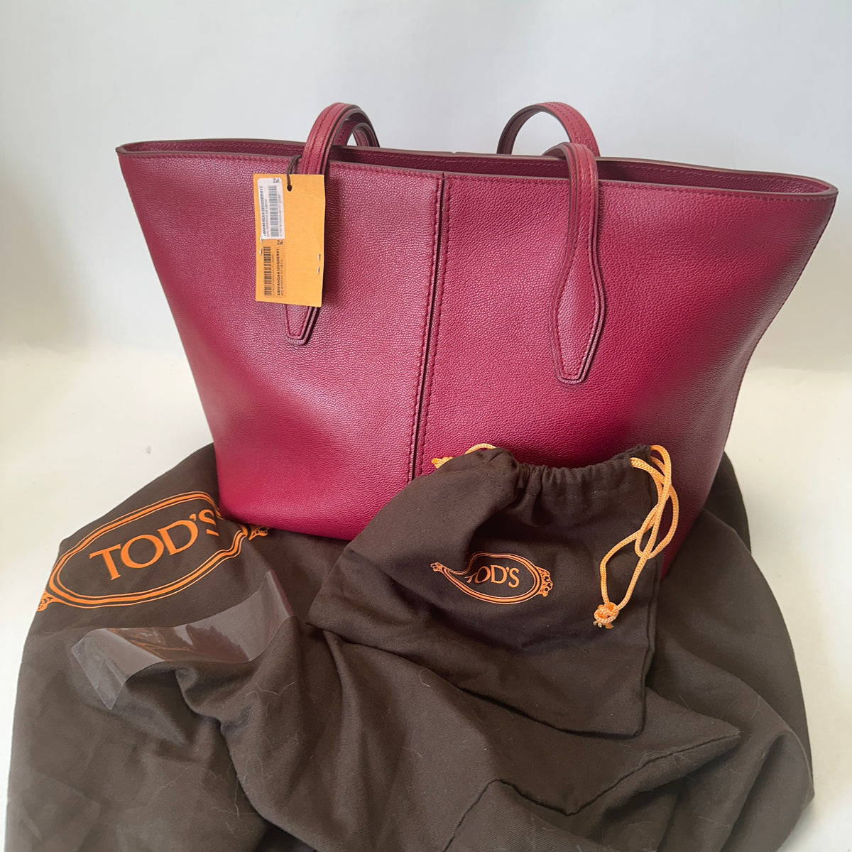 ANQ Shopping Zip Media - Burgundy