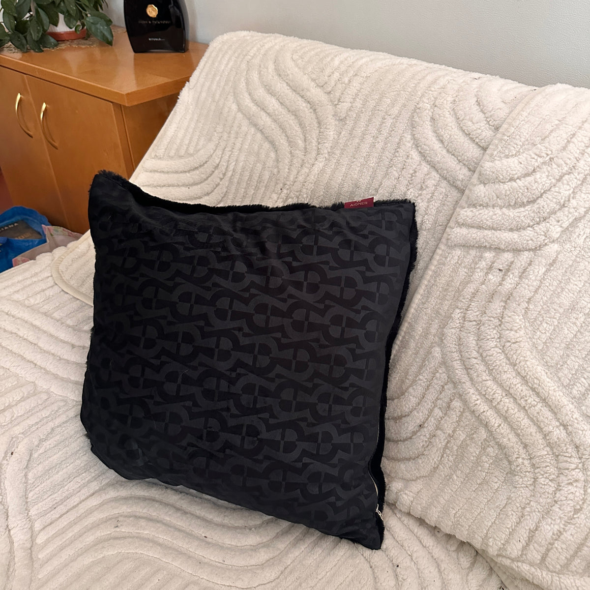 Faux Fur Cushion Cover - Black