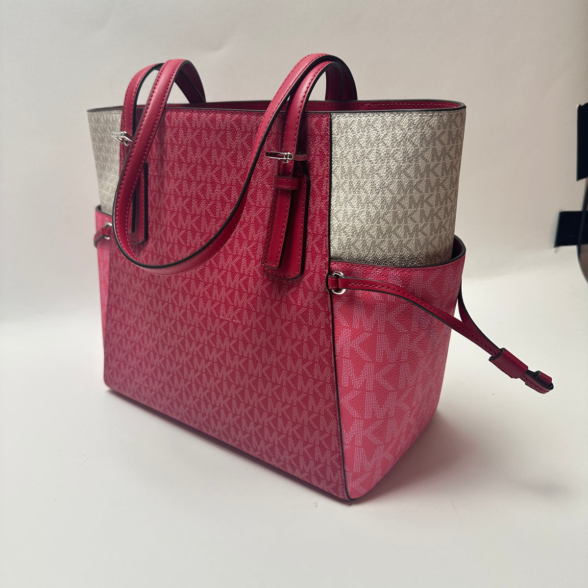 Voyager Large Tote - Dark Raspberry