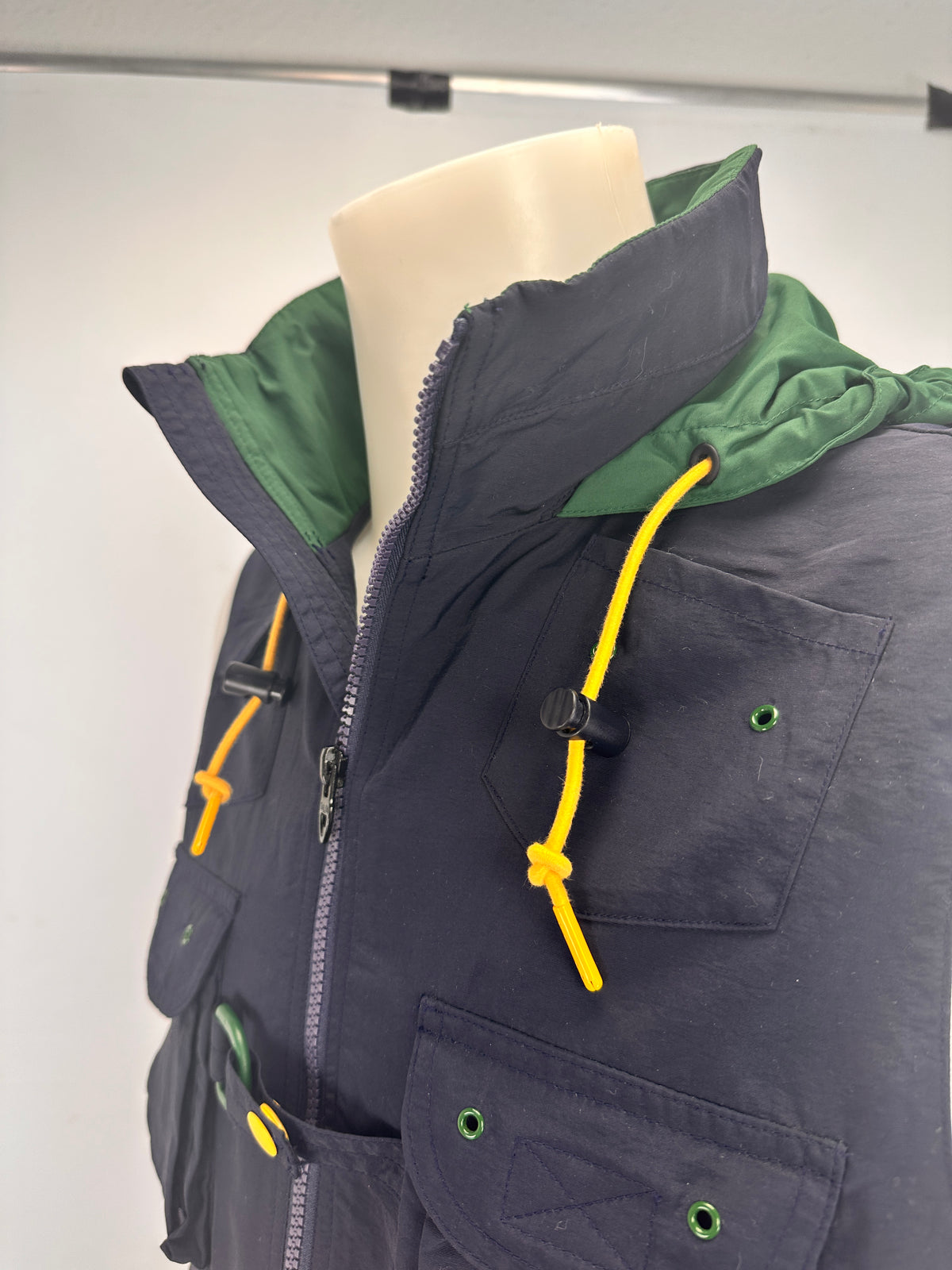 Sleeveless Utility Vest - Color Block - M